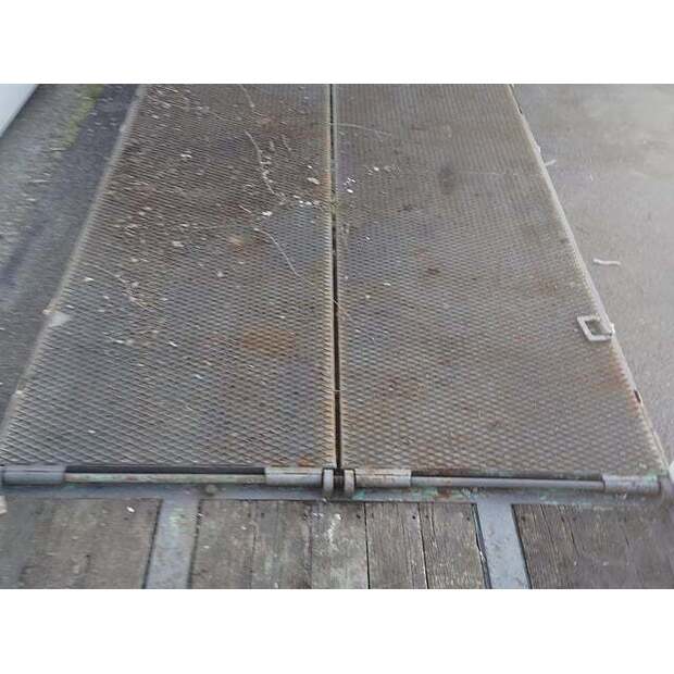 Castera OTHERS-49202248