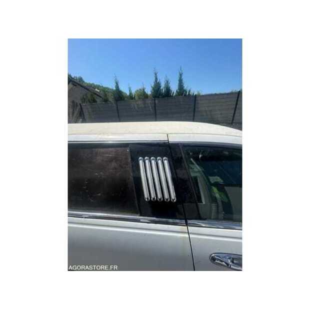2000 Lincoln Town Car-49202328