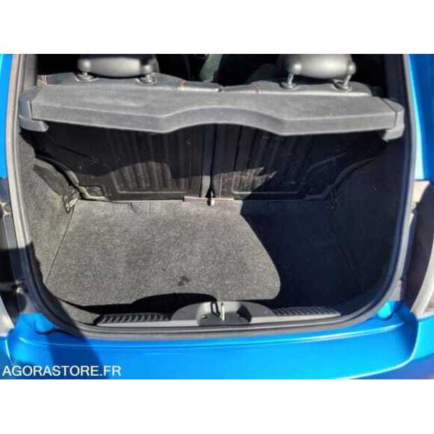 2011 Fiat 500-49202706