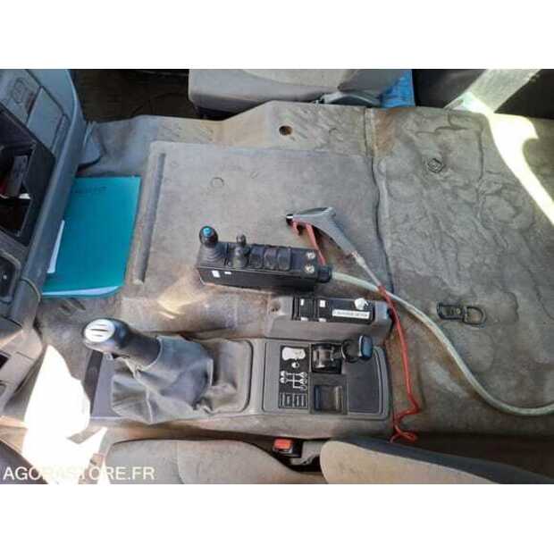 2005 Renault Kerax-49202841