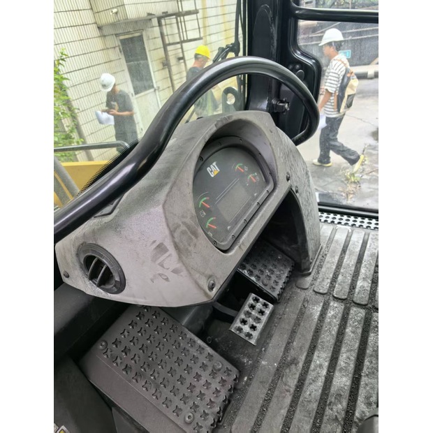 2022 Caterpillar 953D-49204584