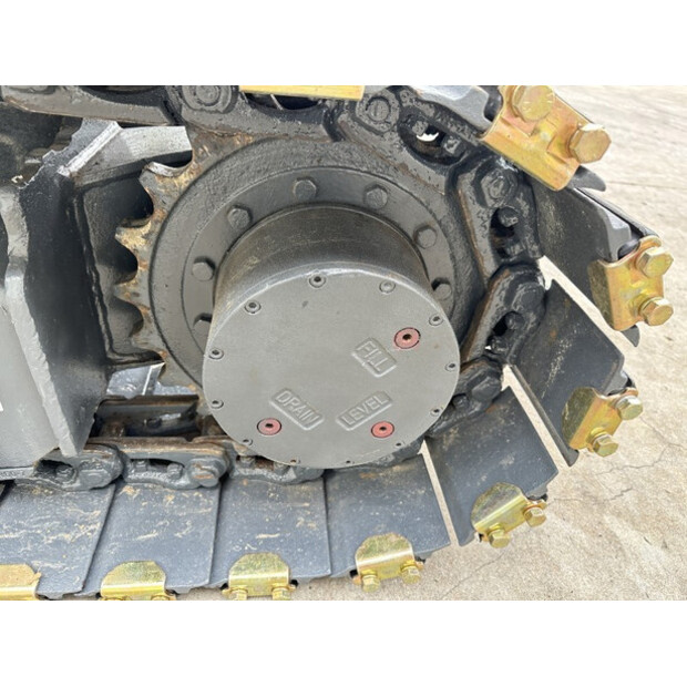 2016 Hyundai R60VS-49204837