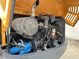 2016-hyundai-r60vs-1490969-49204846