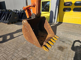 2022-hitachi-zx220lc-1425679-49204896
