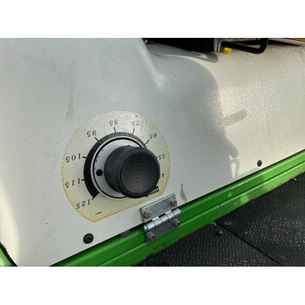 2021 Etesia HYDRO 124D-49205043