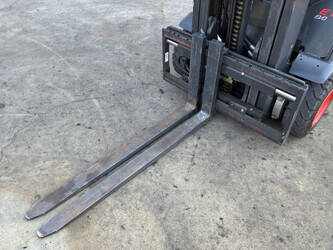 2020-linde-e12-49205086