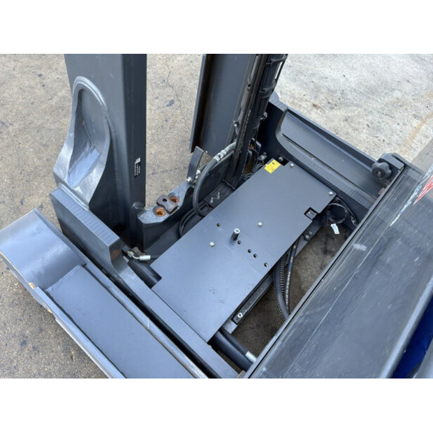 2021 ليندي R14HD-01-49205181