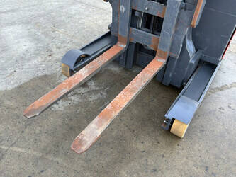 2021-linde-r14hd-01-49205185