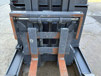 2021-linde-r14hd-01-49205186