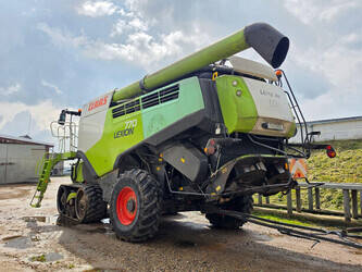 2014-claas-lexion-770-1413015-49205375