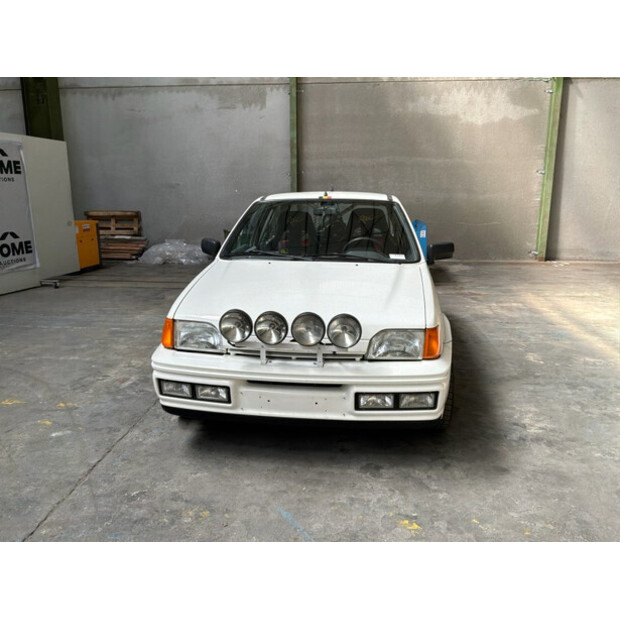 1990 Ford Fiesta-49205378