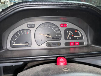 1990-ford-fiesta-1490981-49205388