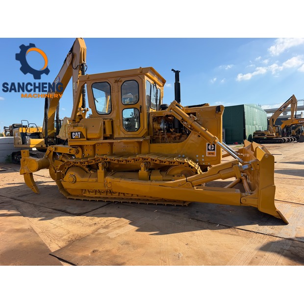 2017 كاتربيلر D7G-49205890