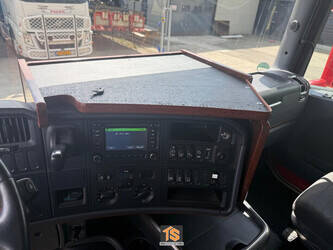 2015-scania-r580-1490996-49206545