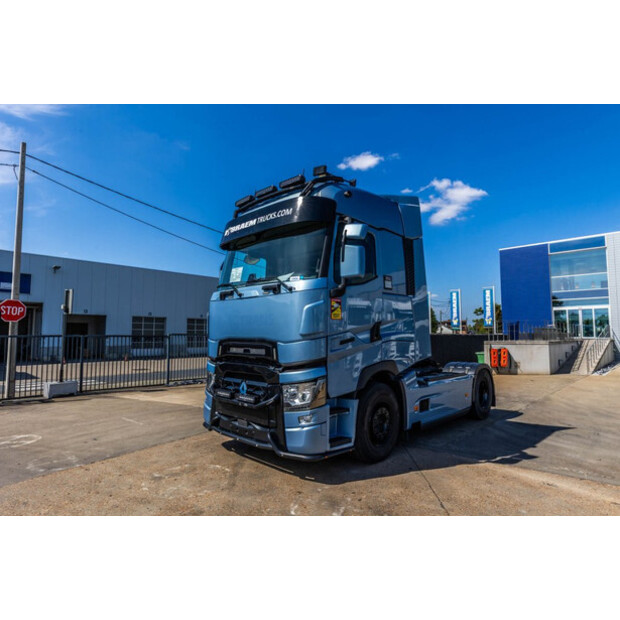 2021 Renault T520-49206671