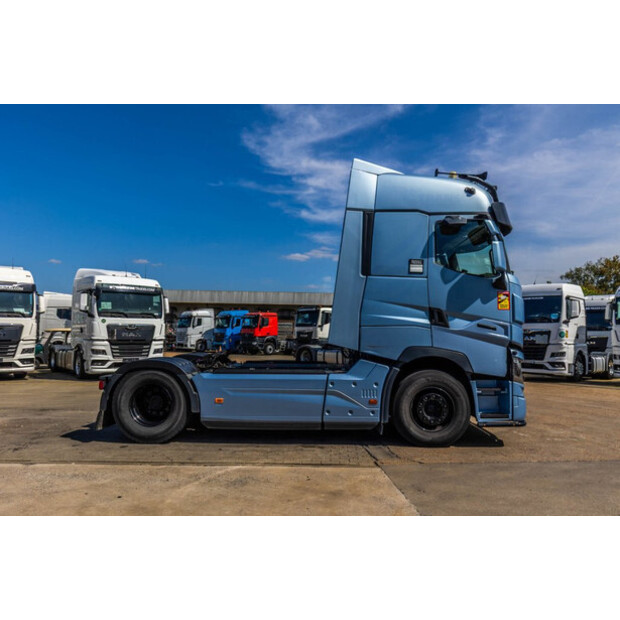 2021 Renault T520-49206674