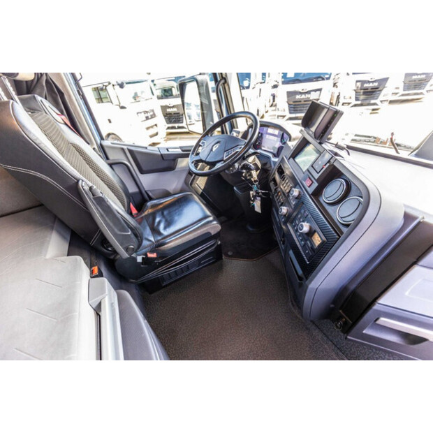 2021 Renault T520-49206685