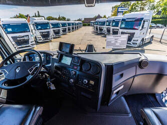 2021-renault-t520-1491001-49206686