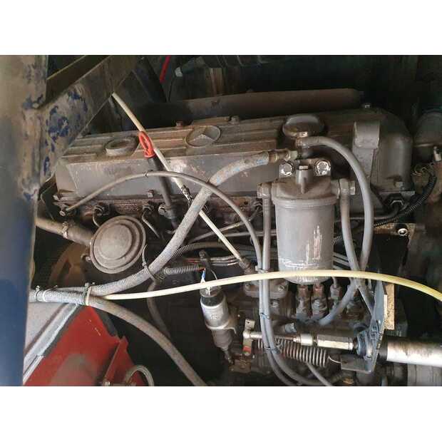 2002 Compair C132-49208084