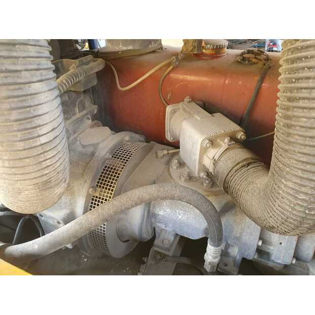 2002 Compair C132-49208086