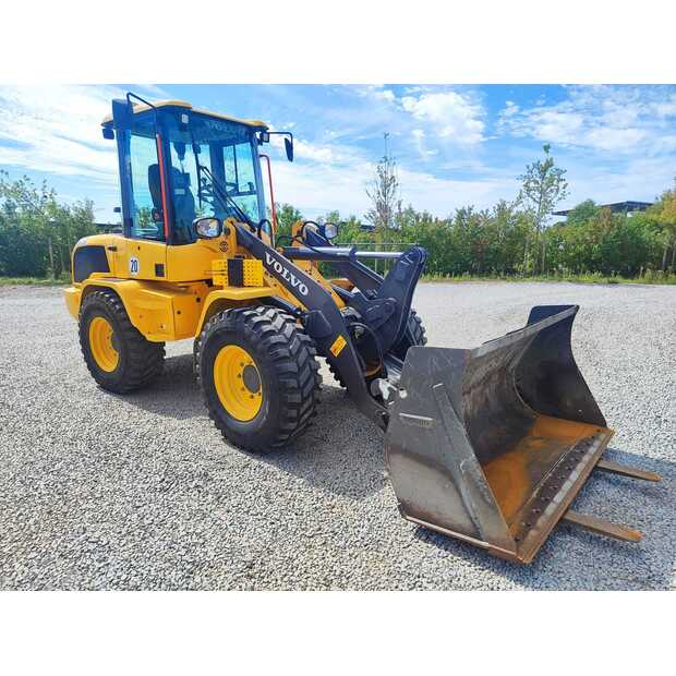 2024 Volvo L30H-49208933