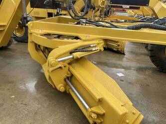 2024-caterpillar-140k-1491167-49210587