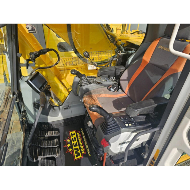 2018 Doosan DX255LC-5-49210639