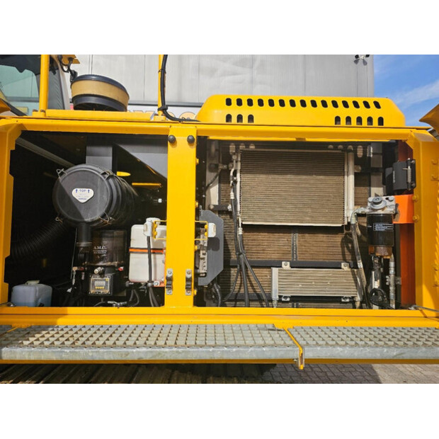 2018 Doosan DX255LC-5-49210646