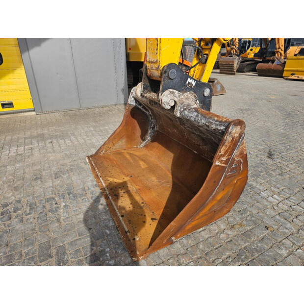 2018 Doosan DX255LC-5-49210652