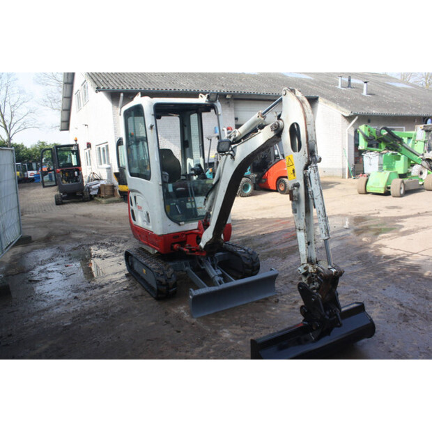 2016 TAKEUCHI TB216-49210976