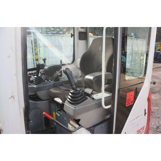 2016 TAKEUCHI TB216-49210996