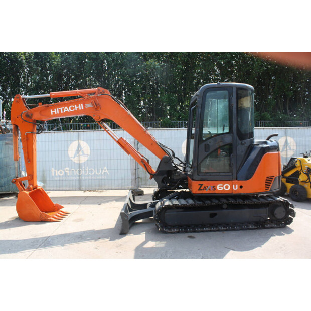 2013 Hitachi ZX60U-49211355