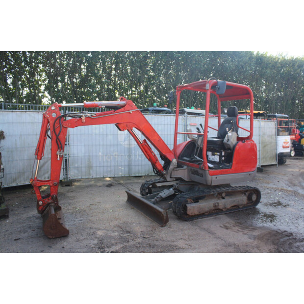 2016 YANMAR SV26-49211664