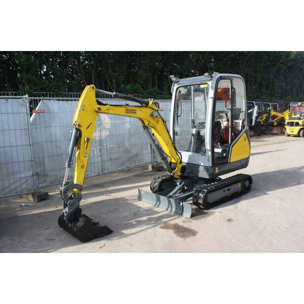 2012 Neuson ET18-49211707