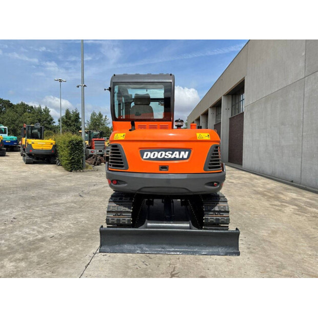 2018 Doosan DX55-9C-49212283