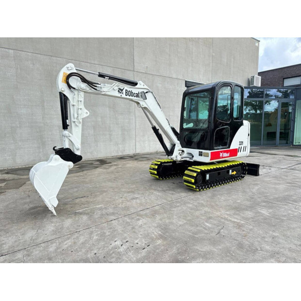 2010 بوبكات 331-49212560