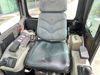 2010-bobcat-331-1487950-49212599