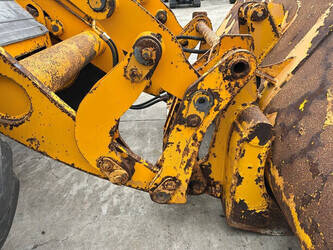 1996-jcb-411-1487962-49213026