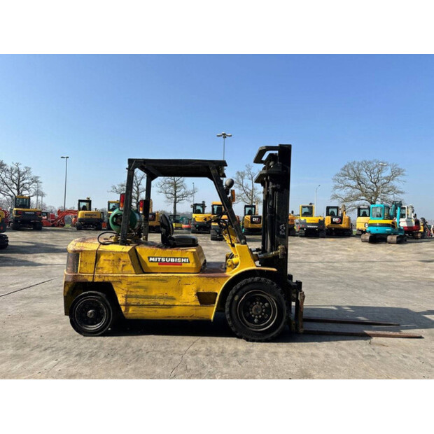 1989 MITSUBISHI FG40-49213297