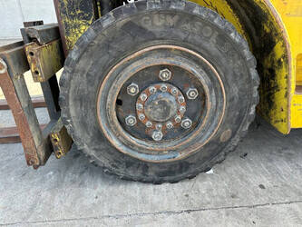 1989-mitsubishi-fg40-1487970-49213313