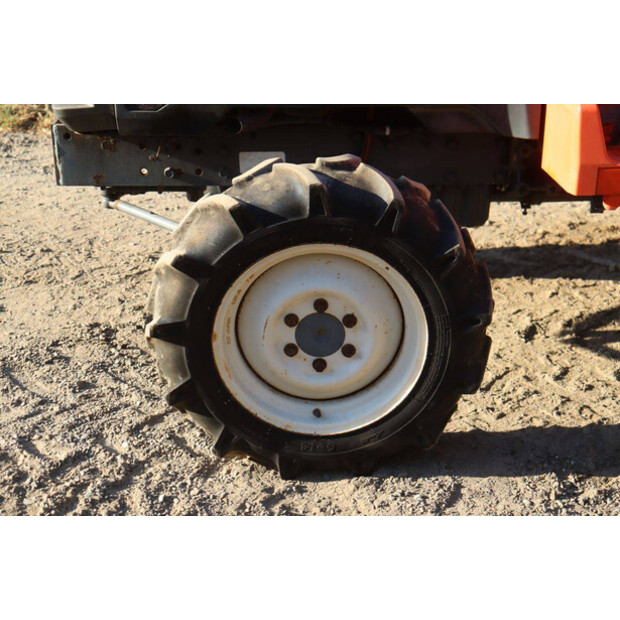 KUBOTA GT21-49214896