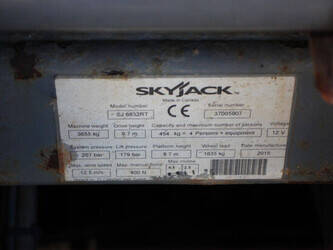 2015-skyjack-sj6832rt-1489613-49215183