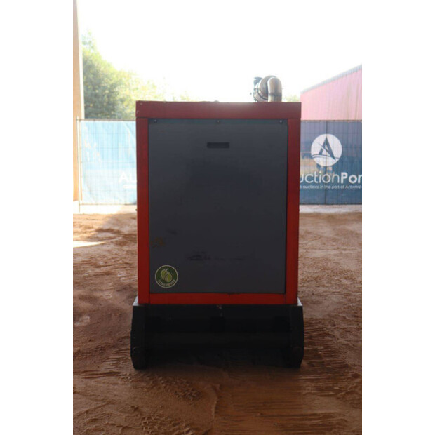2017 اس دي ام او R66-49215316