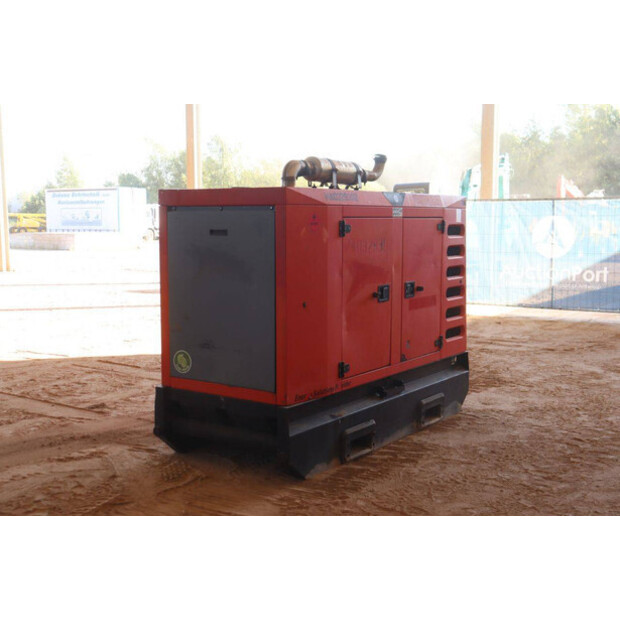 2017 اس دي ام او R66-49215317