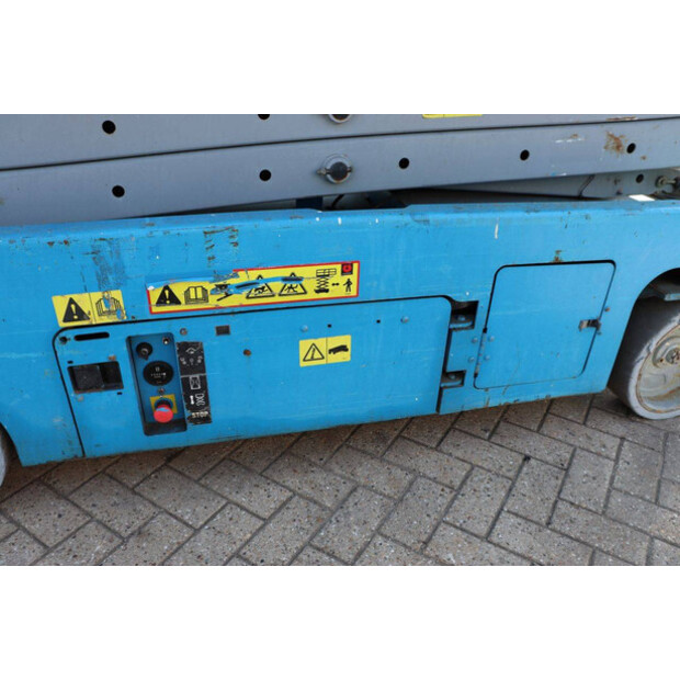 2009 Genie GS 2646-49215350