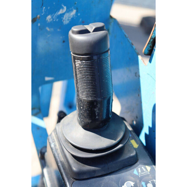 2009 Genie GS 2646-49215360