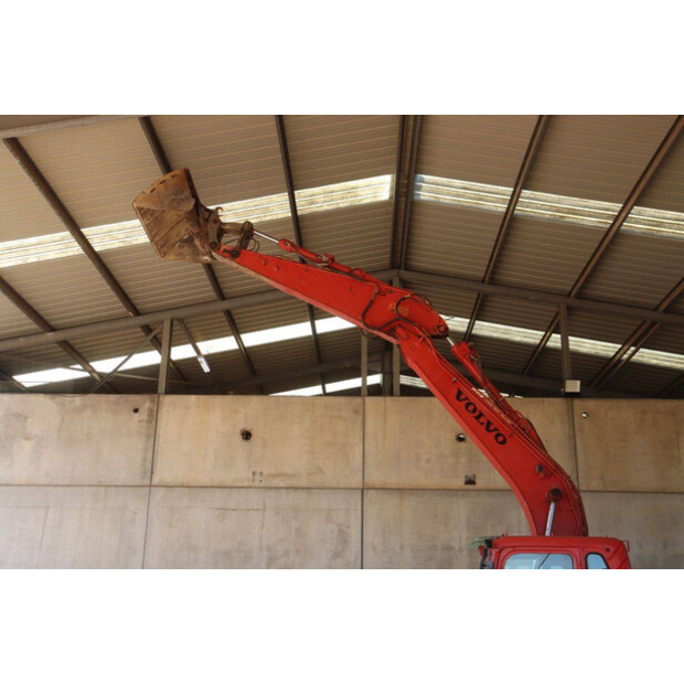 2004 فولفو EC140B-49215418