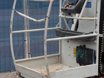 2013-jlg-toucan-8e-1489621-49215568