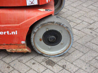 2013-jlg-toucan-8e-1489621-49215570