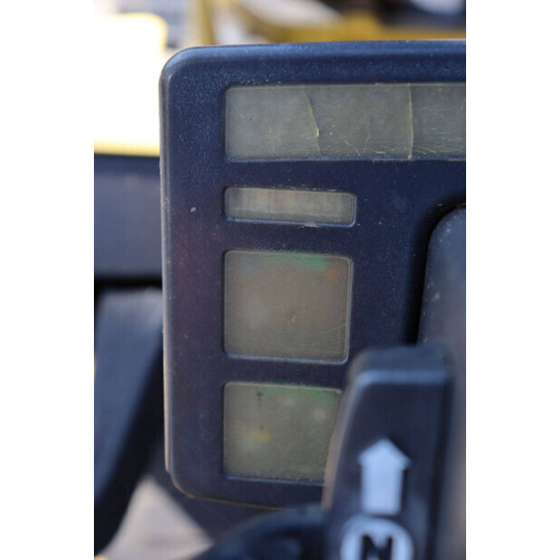 2003 Hyster H3.00XM-49215953